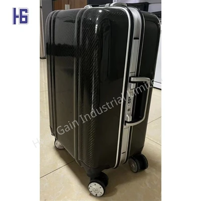 Sự phổ biến của Hộp đựng hành lý bằng sợi carbon và cách chúng được tạo ra
