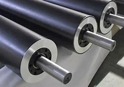 Việc sử dụng con lăn cột sợi carbon dẫn điện là gì?
