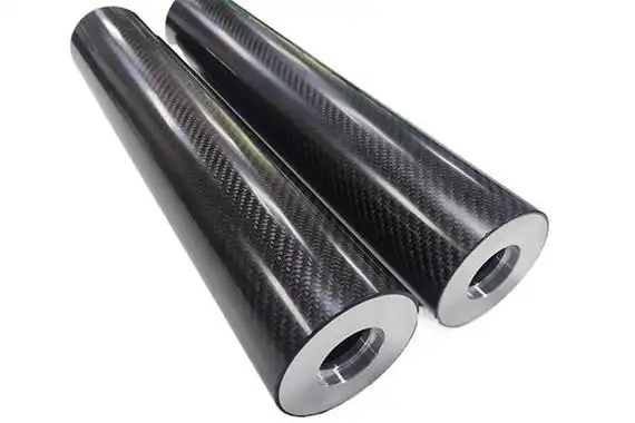 Giá trị của các con lăn sợi carbon trong sản xuất hiện đại