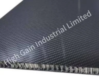 Bánh sandwich sợi carbon