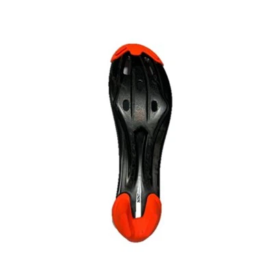 Giày bóng rổ đế sợi carbon